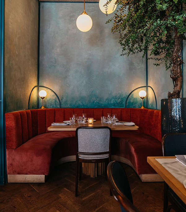 Goesten en Goesten verzorgt het meubilair voor Italiaans restaurant Ceppi's in Amsterdam